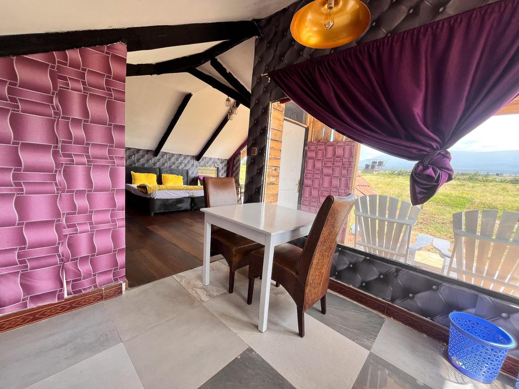 Kilimanjaro View Cabin-amboseli * Oloitokitok