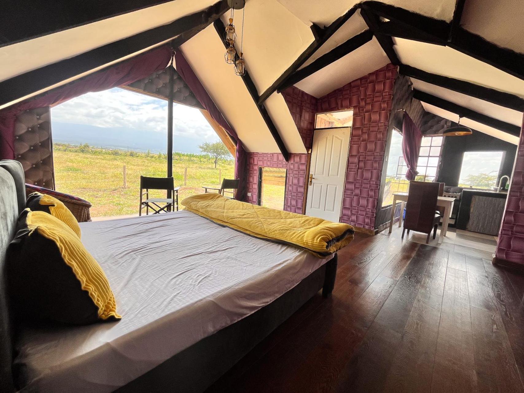 Chalet Kilimanjaro View Cabin-amboseli Oloitokitok