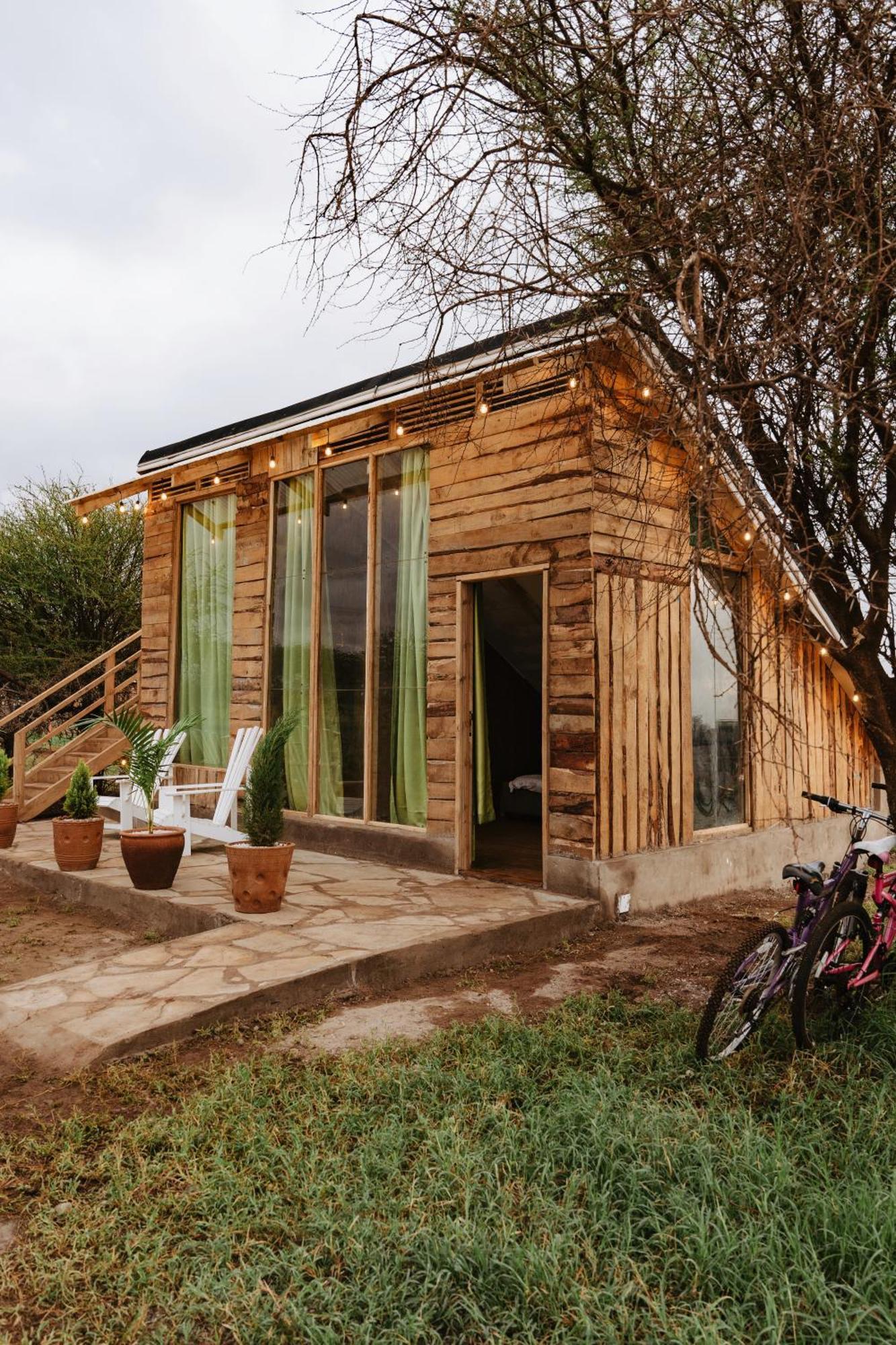 Kilimanjaro View Cabin-amboseli *
