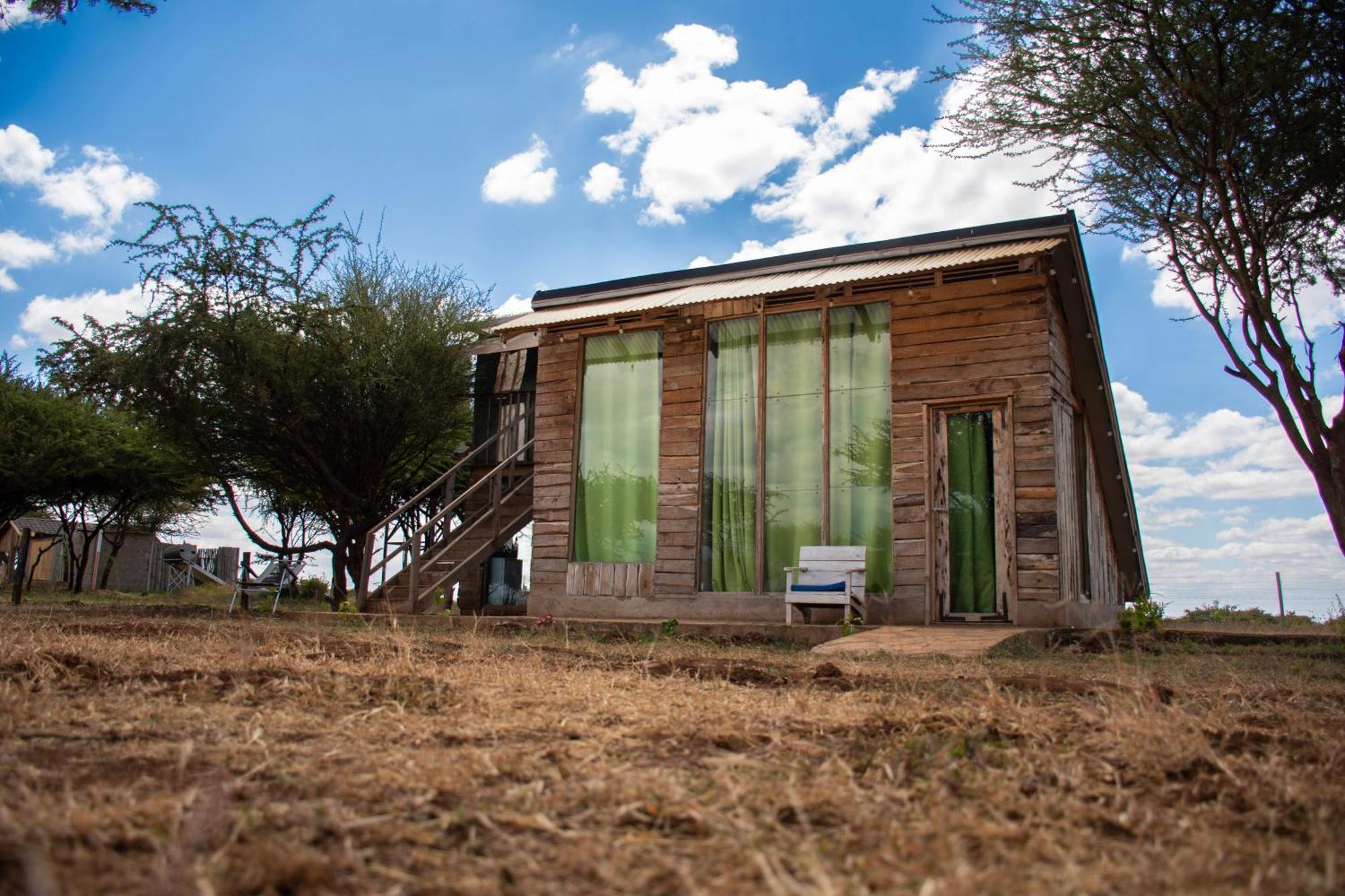 Kilimanjaro View Cabin-amboseli Chalet Oloitokitok