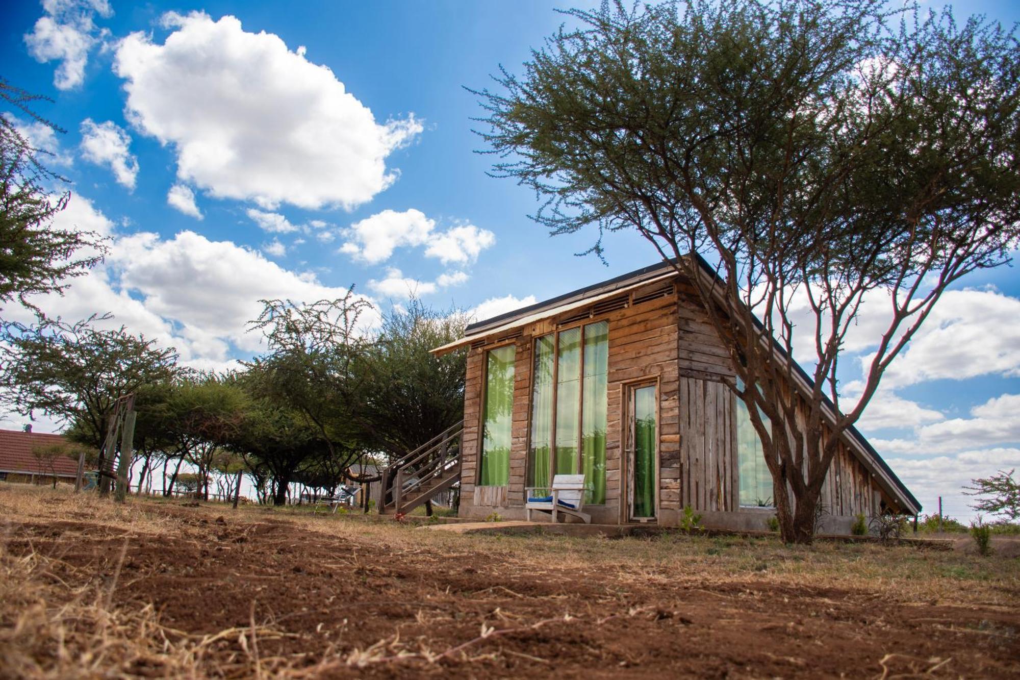 Chalet Kilimanjaro View Cabin-amboseli Oloitokitok